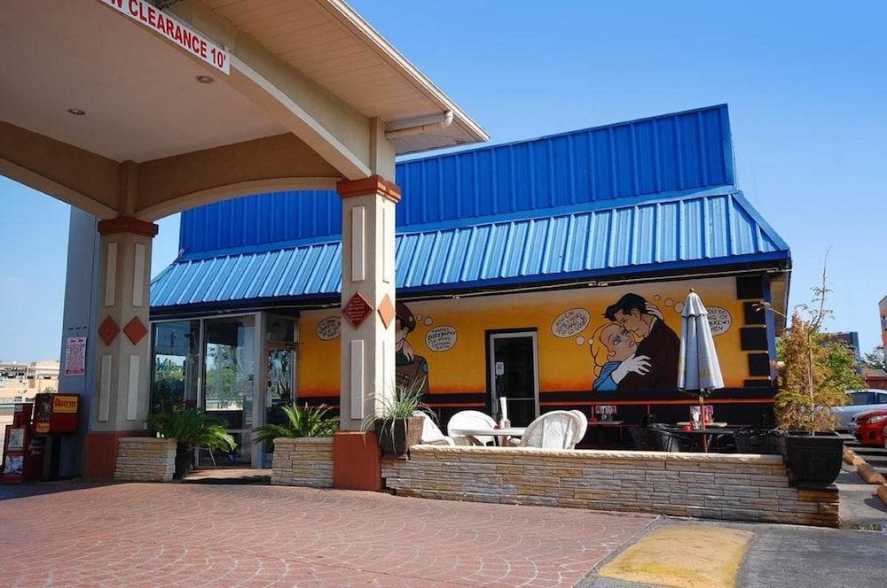 Quality Inn & Suites Dallas-Cityplace Luaran gambar