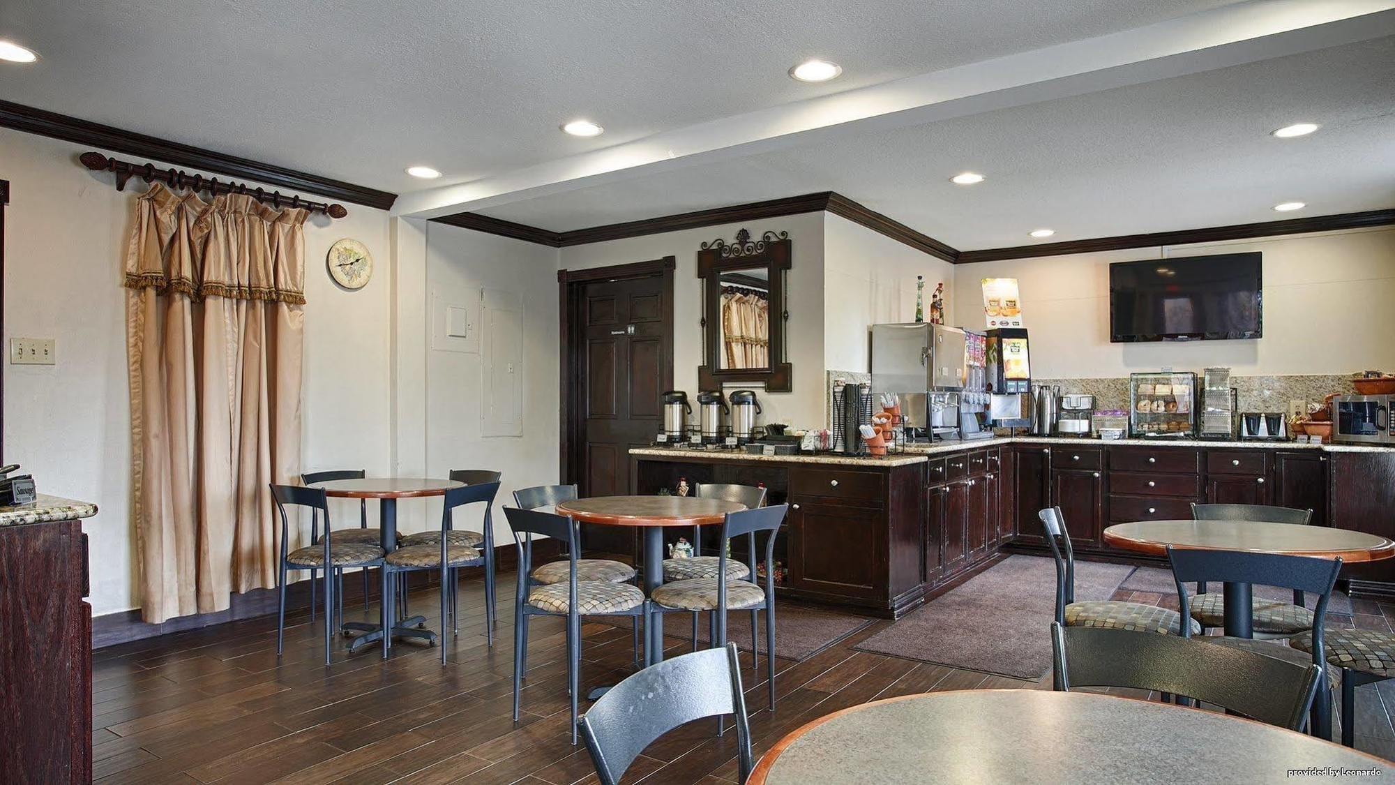 Quality Inn & Suites Dallas-Cityplace Luaran gambar
